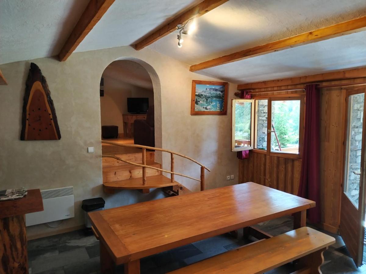 ボヌヴァル・シュル・アルクChalet Le Grand Meanアパートメント エクステリア 写真